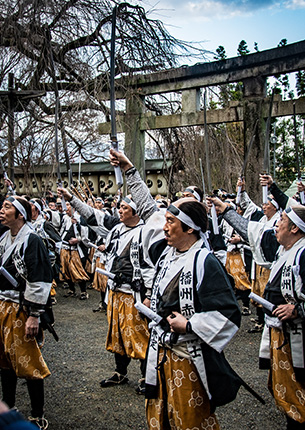 西尾 友子「勝鬨響く」